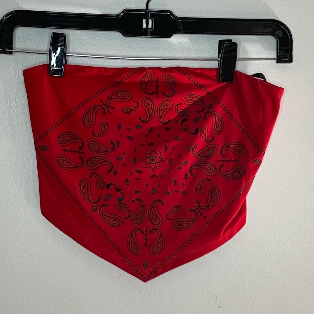 Fashion Nova Crop Top